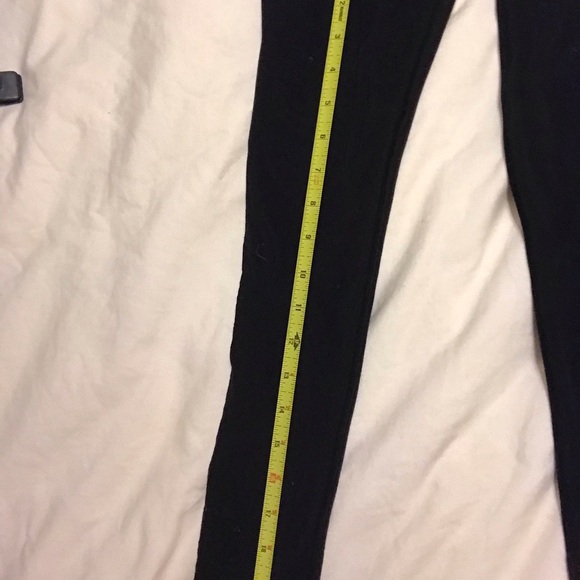 Lululemon Athletica Reveal Black Leggings Lattice Paisley - Picture 8 of 13